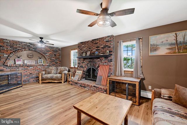 5824 OAKLAND RD, Baltimore, MD 21227