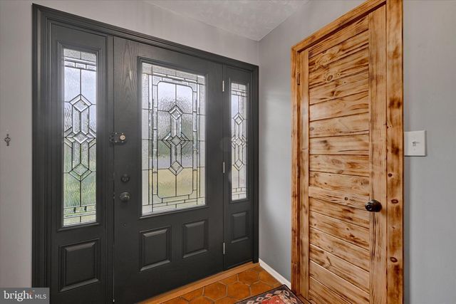 5824 OAKLAND RD, Baltimore, MD 21227