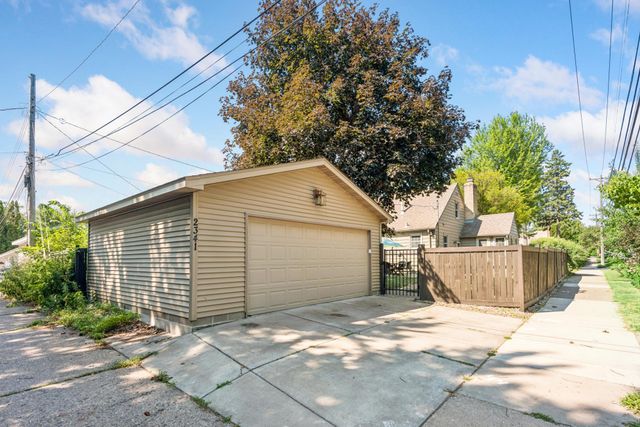 2341 Taft Street NE, Minneapolis, MN 55418