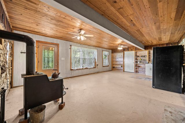 15509 Mitchell Bend Court, Granbury, TX 76048
