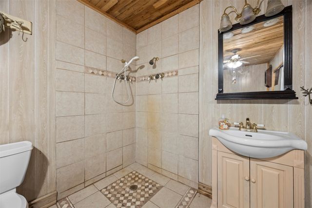 15509 Mitchell Bend Court, Granbury, TX 76048
