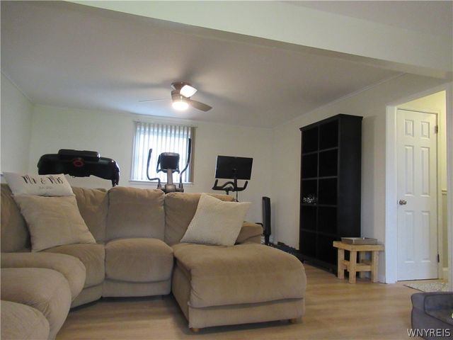 4164 Glenwillow Drive, Hamburg, NY 14075