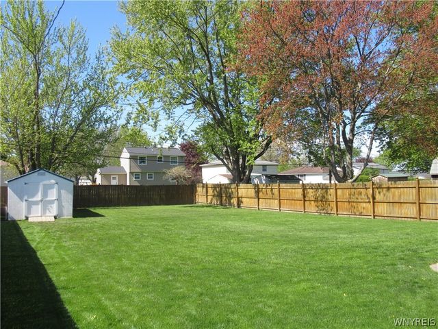 4164 Glenwillow Drive, Hamburg, NY 14075