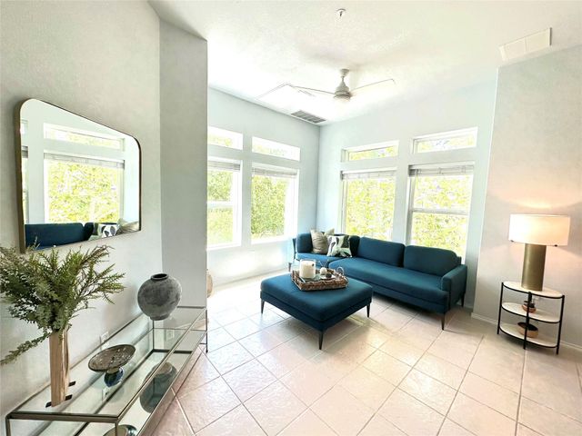 4323 Nitschke ST, Austin, TX 78723