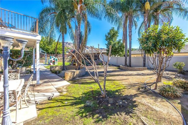 7813 Santa Angela, Highland, CA 92346