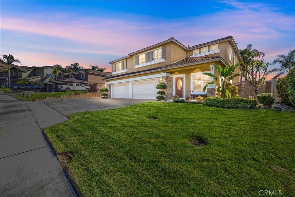 7813 Santa Angela, Highland, CA 92346