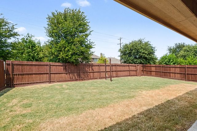 1200 Wheatear Drive, Little Elm, TX 75068