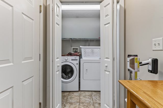 877 Auburnville Way C2, Whitman, MA 02382