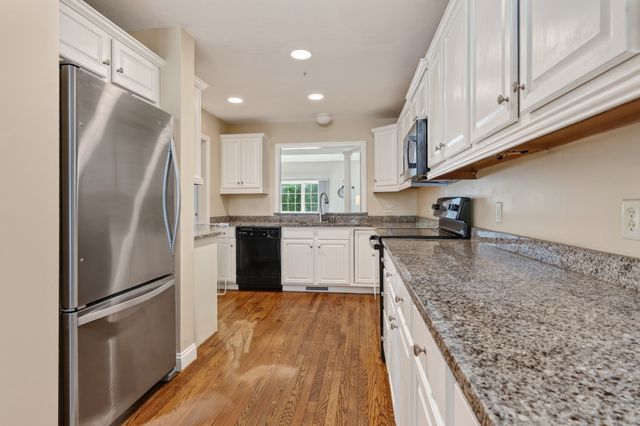 877 Auburnville Way C2, Whitman, MA 02382