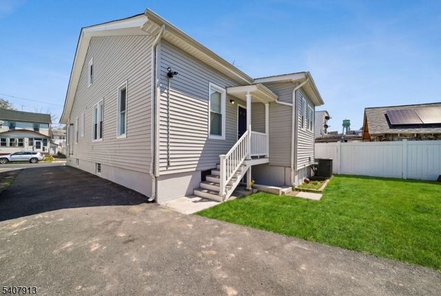 55 Naden Ave, Irvington Twp., NJ 07111