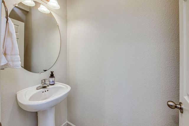 3752 Magnificent Way, Clovis, CA 93619