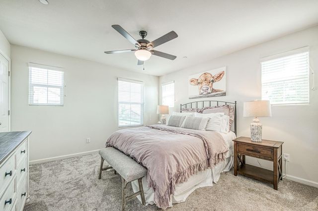 3752 Magnificent Way, Clovis, CA 93619