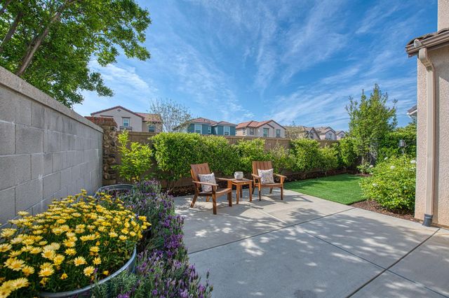 3752 Magnificent Way, Clovis, CA 93619