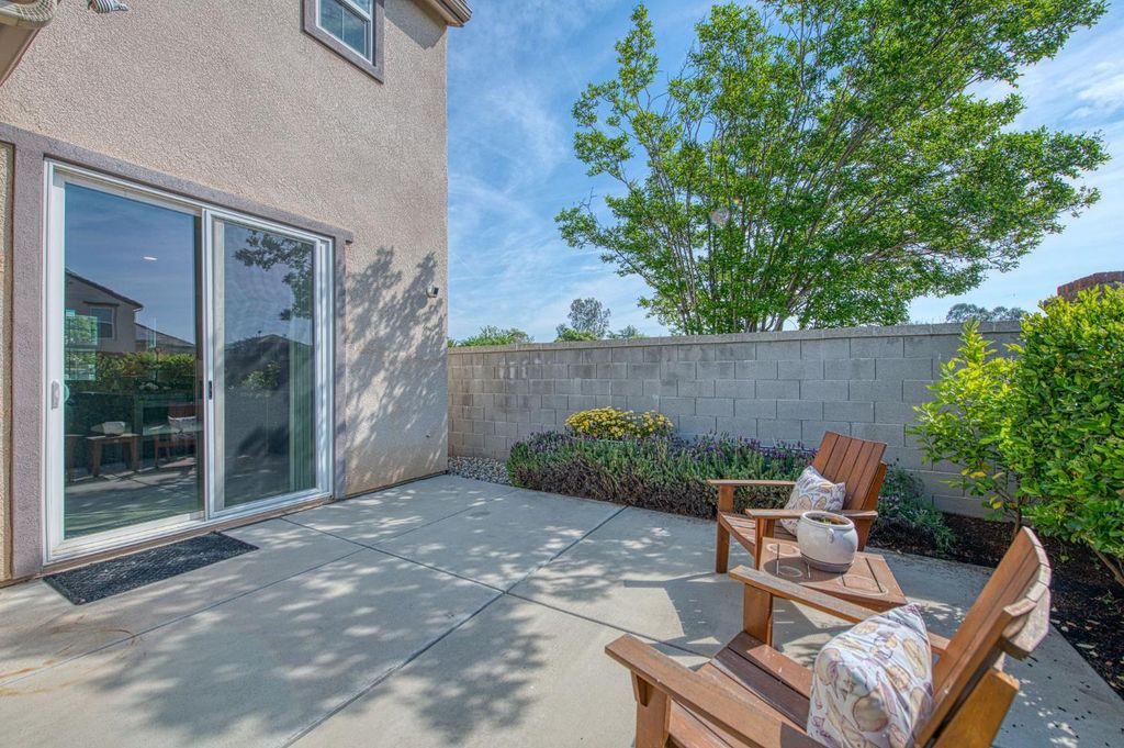 Image 30 of property listing at 3752 Magnificent Way, Clovis, CA 93619