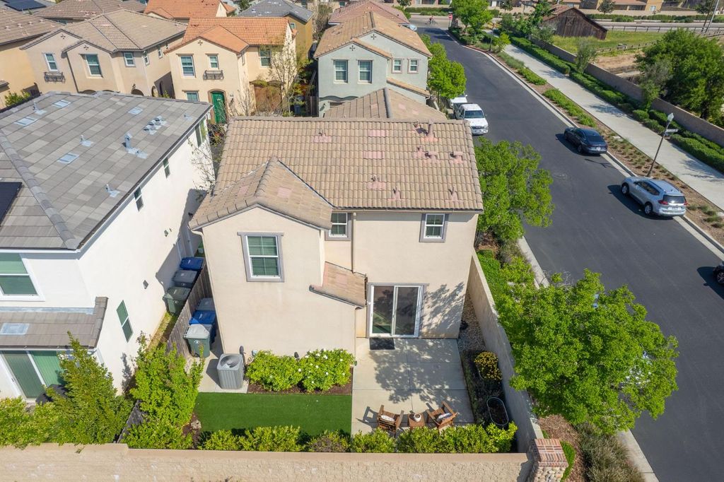 Image 44 of property listing at 3752 Magnificent Way, Clovis, CA 93619