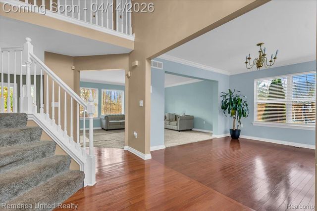 35901 Abbey Court, Romulus, MI 48174