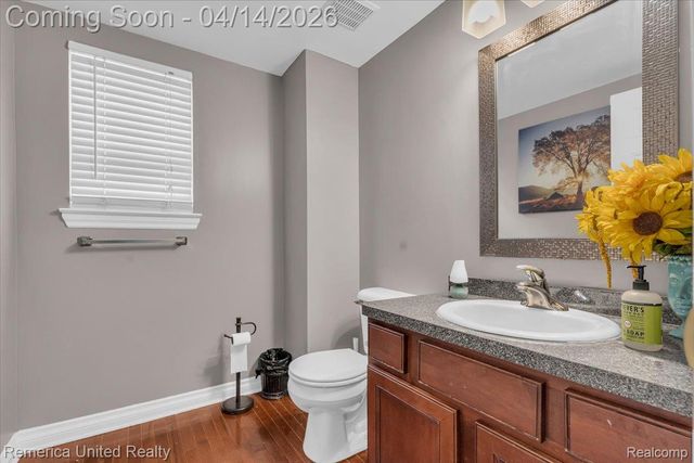 35901 Abbey Court, Romulus, MI 48174