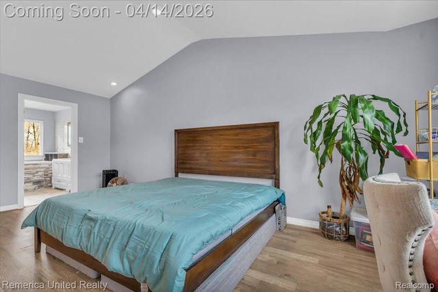 35901 Abbey Court, Romulus, MI 48174