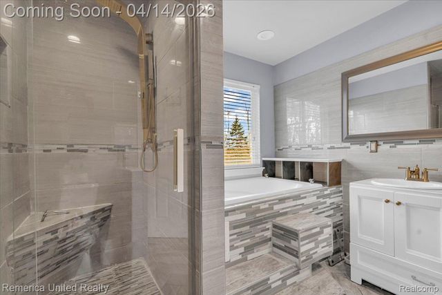 35901 Abbey Court, Romulus, MI 48174