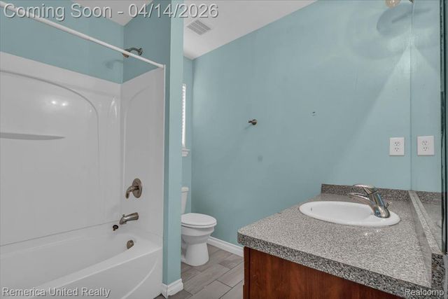 35901 Abbey Court, Romulus, MI 48174