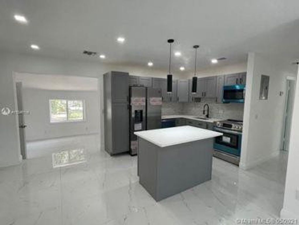 751 NW 18 Street, Pompano Beach, FL 33060