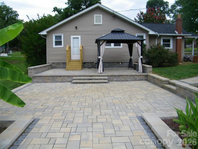 517 Rowan Mills Road, Salisbury, NC 28147