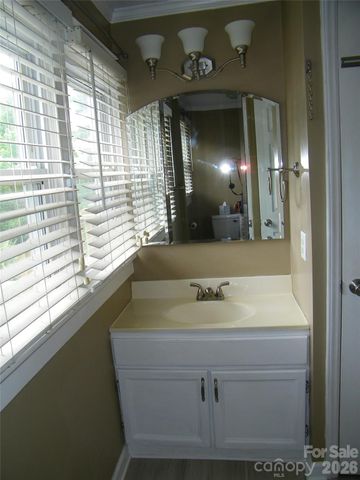 517 Rowan Mills Road, Salisbury, NC 28147