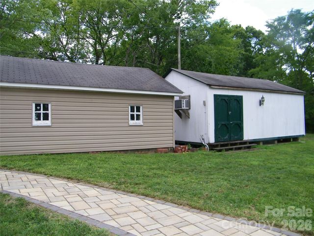 517 Rowan Mills Road, Salisbury, NC 28147
