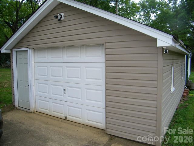 517 Rowan Mills Road, Salisbury, NC 28147