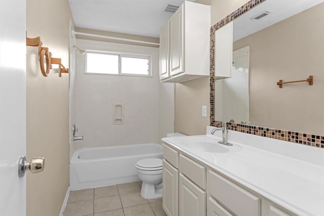 3903 Teal Vista Court, Fresno, TX 77545