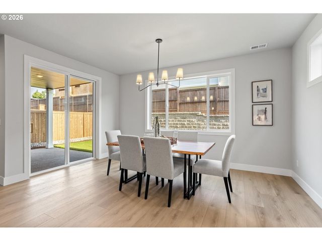 7260 Sw WINDFLOWER St, Wilsonville, OR 97070