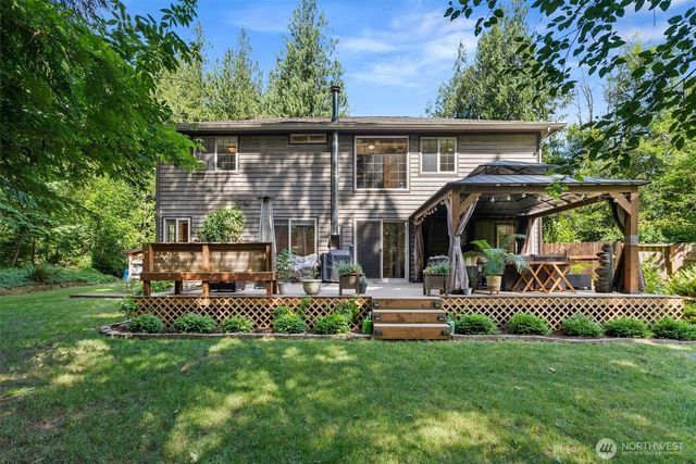 3627 Snug Harbor Road NE, Olympia, WA 98506
