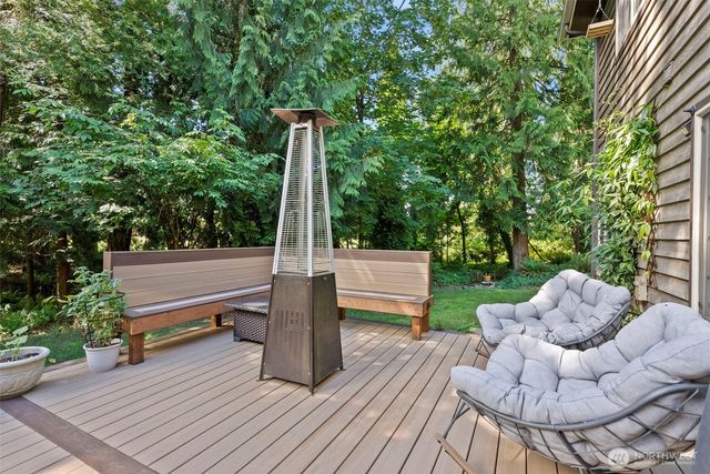 3627 Snug Harbor Road NE, Olympia, WA 98506