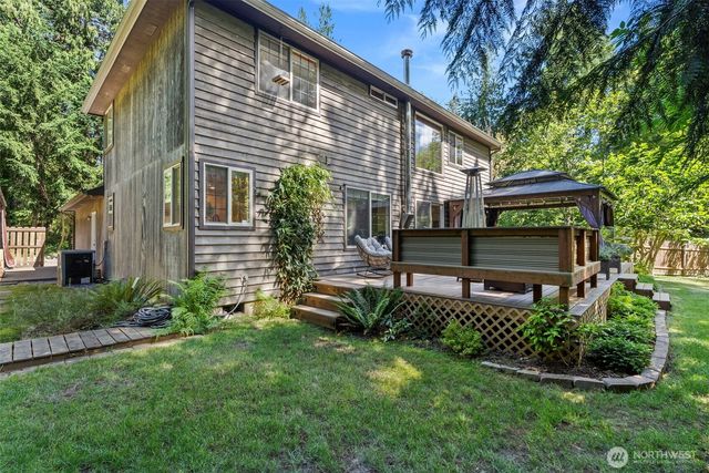 3627 Snug Harbor Road NE, Olympia, WA 98506
