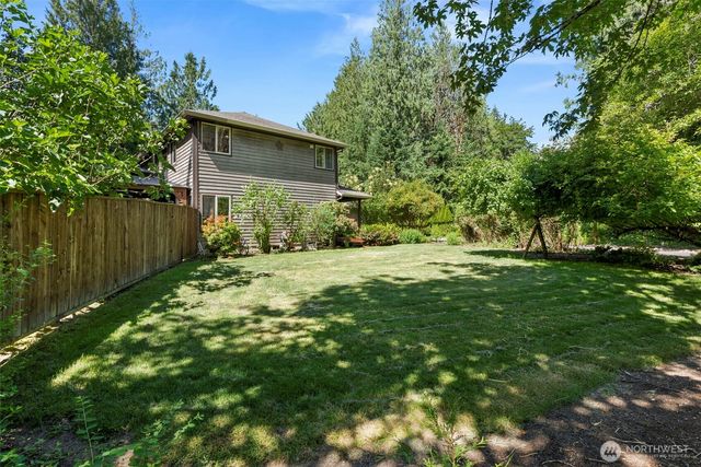 3627 Snug Harbor Road NE, Olympia, WA 98506