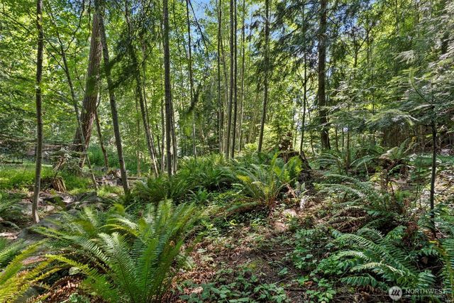 3627 Snug Harbor Road NE, Olympia, WA 98506