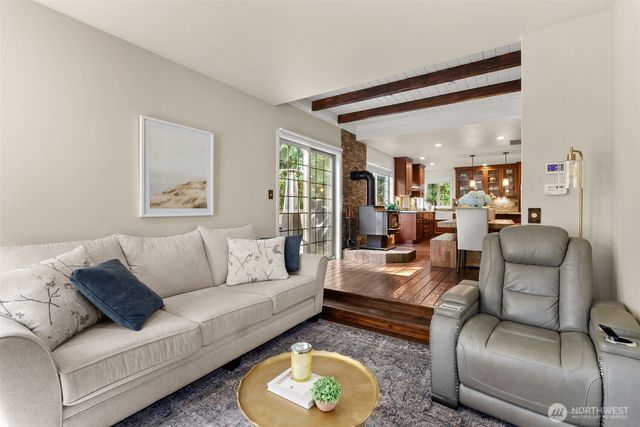3627 Snug Harbor Road NE, Olympia, WA 98506