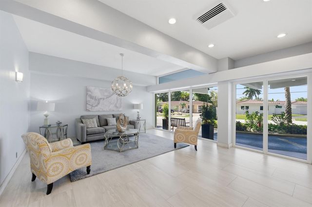 1200 Hibiscus Avenue 1101, Pompano Beach, FL 33062