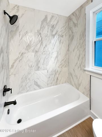 237 Glendora Ave, Louisville, KY 40212