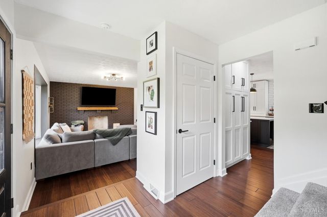 8148 Lake Shore Drive, West Chester, OH 45069