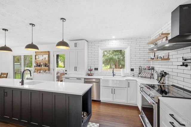 8148 Lake Shore Drive, West Chester, OH 45069
