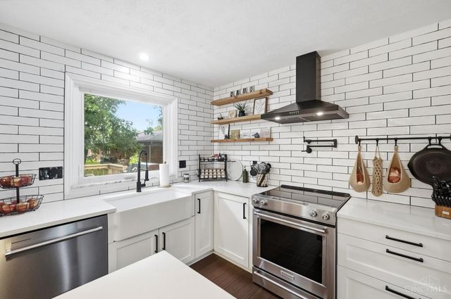 8148 Lake Shore Drive, West Chester, OH 45069
