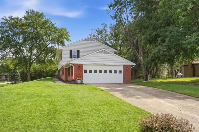 8148 Lake Shore Drive, West Chester, OH 45069