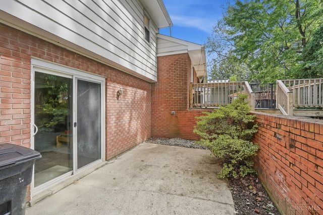 8148 Lake Shore Drive, West Chester, OH 45069