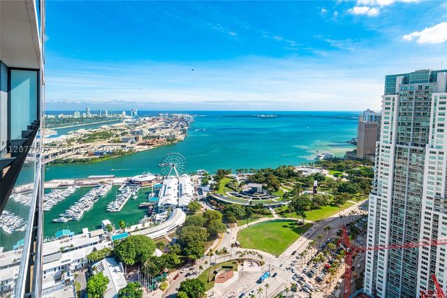 398 NE 5TH 4118, Miami, FL 33132