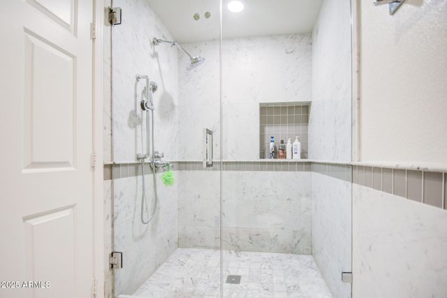 435 W RIO SALADO Parkway 208, Tempe, AZ 85281