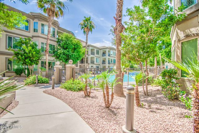 435 W RIO SALADO Parkway 208, Tempe, AZ 85281