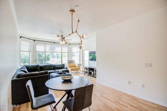 435 W RIO SALADO Parkway 208, Tempe, AZ 85281