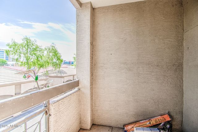 435 W RIO SALADO Parkway 208, Tempe, AZ 85281