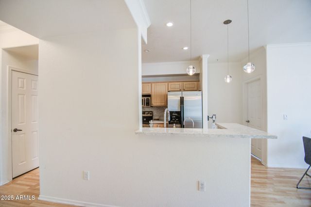 435 W RIO SALADO Parkway 208, Tempe, AZ 85281